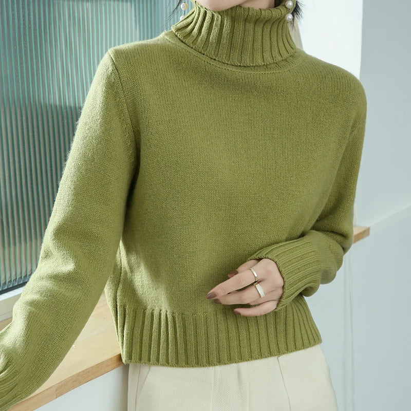 Eloise | Refined Cashmere-Blend Turtleneck