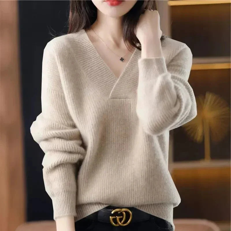Elise | Airy Cashmere-Blend V-Neck