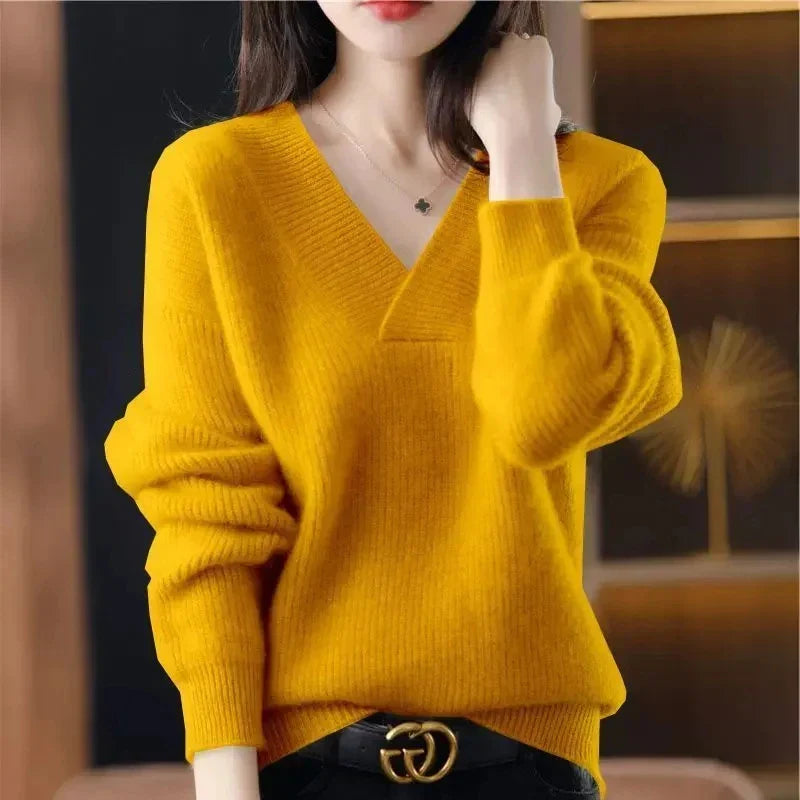 Elise | Airy Cashmere-Blend V-Neck